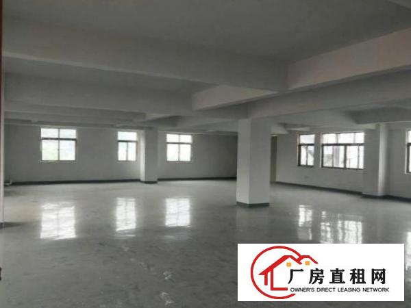  厚街湖景社区新出独栋厂房1000平方，可分租。