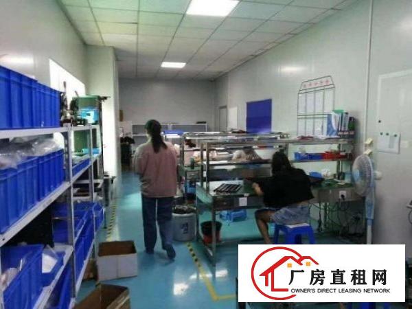  厚街镇府新出楼上600方无尘车间，价格15块，无转让费，拎包