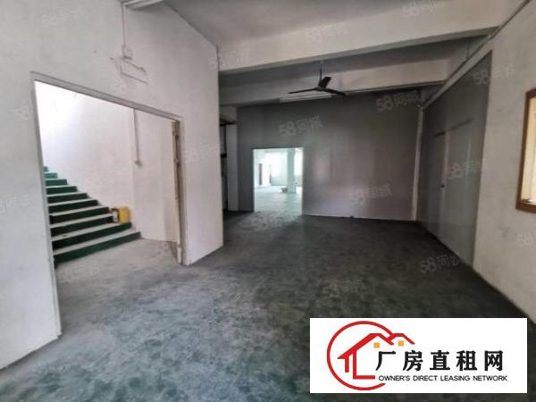  厚街楼上厂房650方，现成装修，厂区空地大