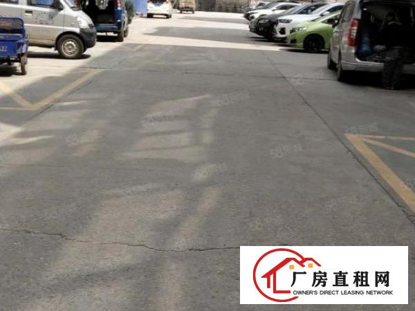  工业园厂房带装修地板漆厂房直租
