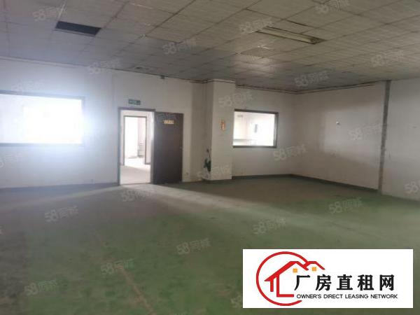  工业园区二楼1500平方厂房仓库出租有办公室和电梯光线通透