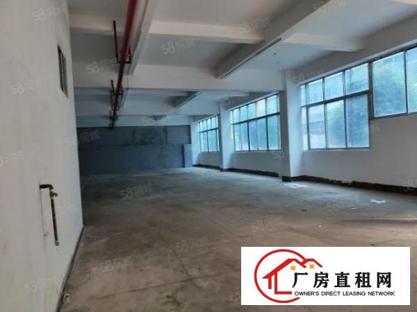  厚街富民路新出精美厂房580平出租，位置好空地大形象好