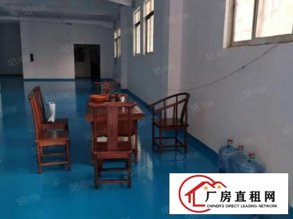  全新两吨货梯一楼可做铺面全新地坪漆独立卫生间大马路边