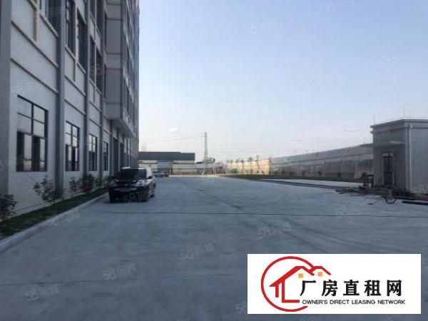  厚街环莞快速旁新出厂房900平，带有5T货梯，消防喷淋，易招