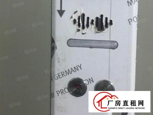  厚街环莞快速旁新出厂房900平，带有5T货梯，消防喷淋，易招