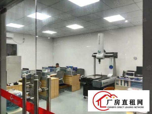  新塘一楼1200平方现成装修水电齐全，二押一付