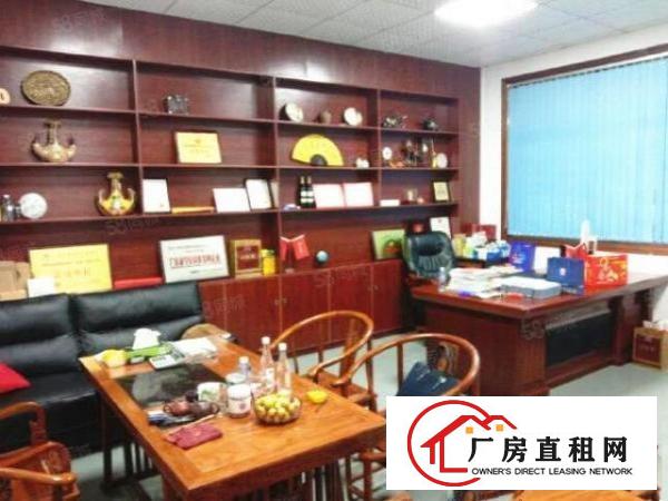  新塘一楼1200平方现成装修水电齐全，二押一付