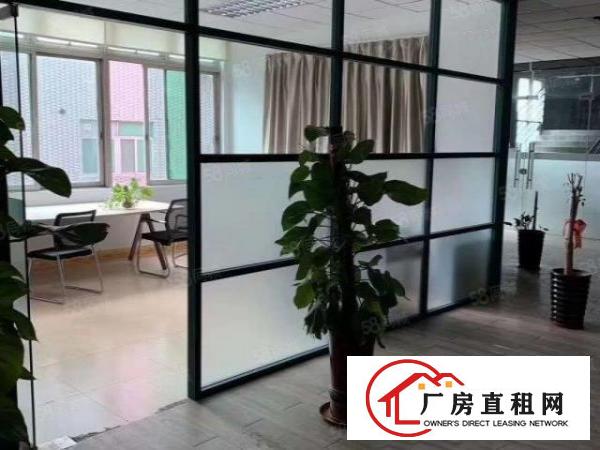  厚街高速出口新出上市公司形象一楼厂房