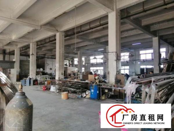  厚街工业园新出一楼厂房出租700平方米，水电齐全，办公室装修