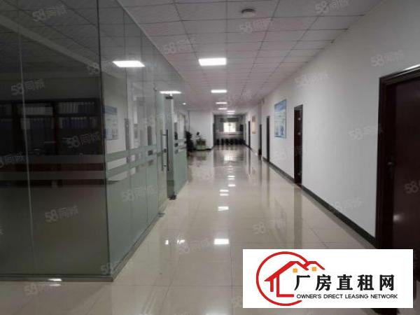  厚街工业园新出一楼厂房出租700平方米，水电齐全，办公室装修