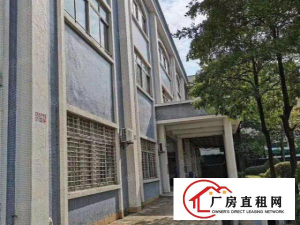  厚街原房东独门独户厂房8000平米空地5000平米招租。