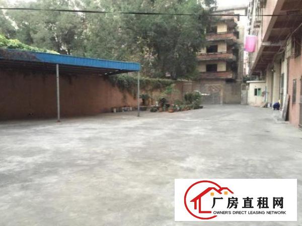  小型厂房，内设停车办公