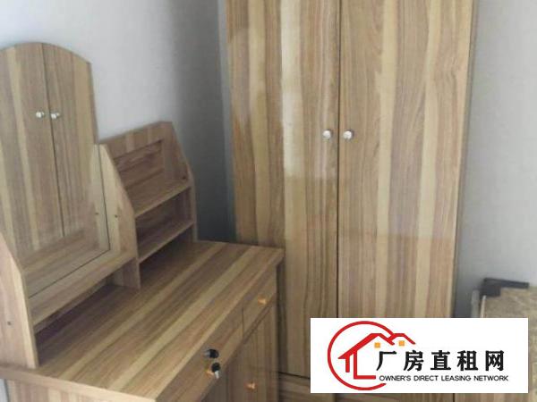  《7天快捷公寓》套房出租