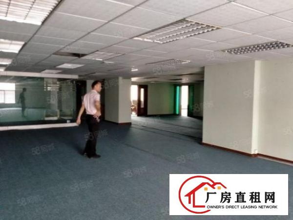  东城周屋工业区新空出标准厂房三楼一层1200方租客出租