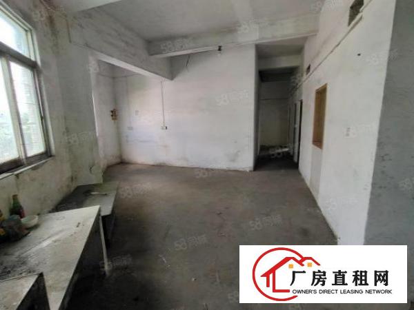  东城原房东民房3层580平方，一楼4间门面，2楼现成办公室
