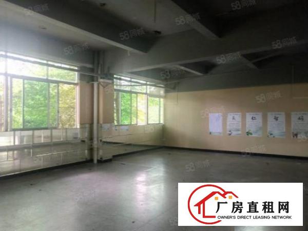  东城新出楼上厂房500平方，有现成豪华办公室，形象好可办环评
