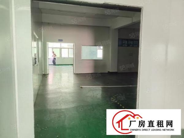  温塘加油站附近8元标准厂房680平方，现成装修，水电齐全