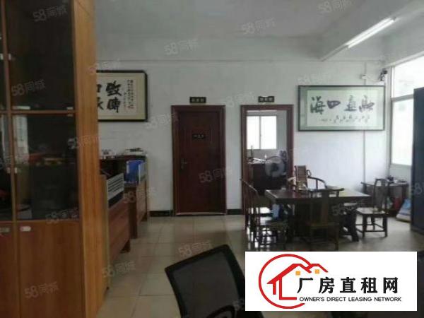  东城石井工业区小独院独栋853平，带办公室，装修好，环境好