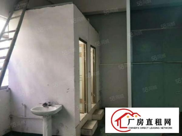  东城桑园茶叶市场附近新出楼上650平精装修带地坪漆，租11元