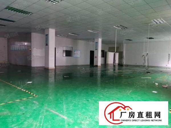  东城环城路新空出来2楼860平可拎包入驻，价格便宜，空地巨大