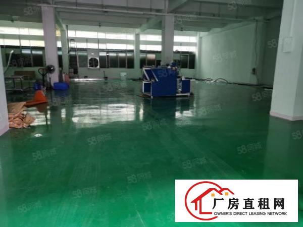  刚刚新出东城一楼900平跟二楼420平，带装修，水电办公室全