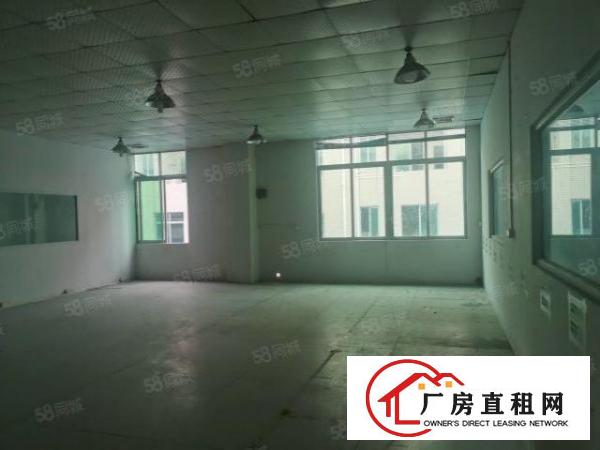 东城石井工业区科技园分租三楼2000出租，带现成办公室水电齐