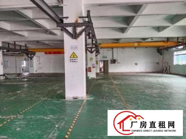  一楼有三台航车总3300方，之前做注塑厂