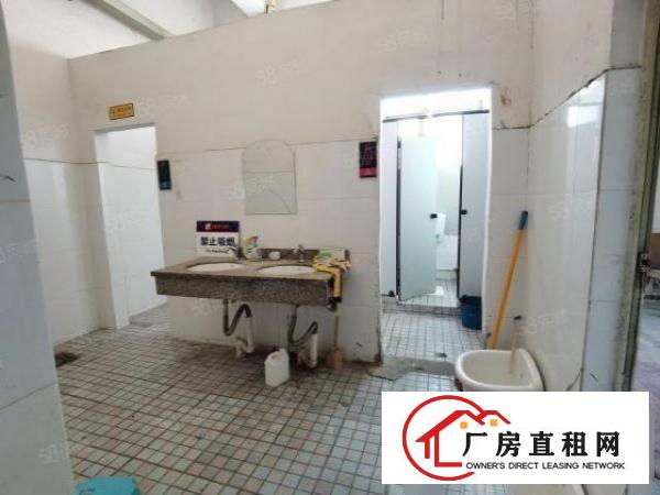  东城新出低价厂房出租二楼三楼各1900平，水电齐全，租10元