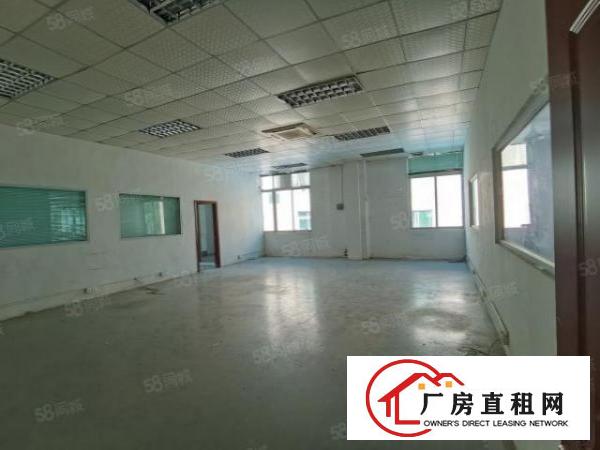  东城新出低价厂房出租二楼三楼各1900平，水电齐全，租10元