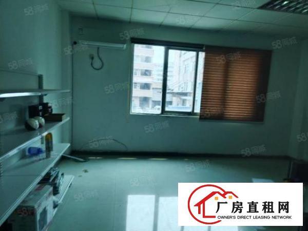  东城新出整层办公室350平方，有现成装修和办公家具，现成水电