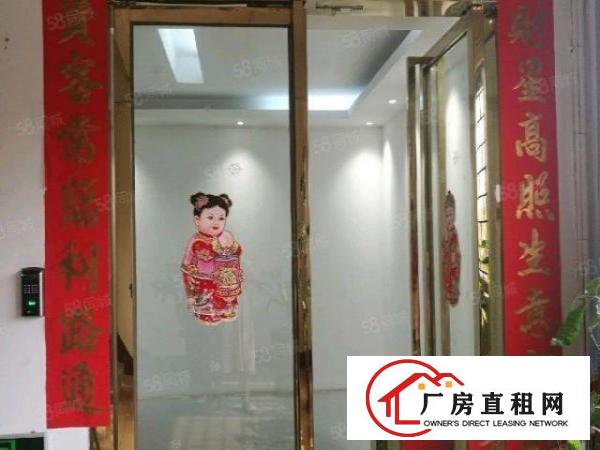  东城温塘路口外贸服装厂转租二楼700平方，精装修，无转让费