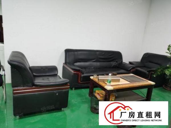  东城新出楼上带装修厂房1050平，水电齐全，拎包即可使用便宜