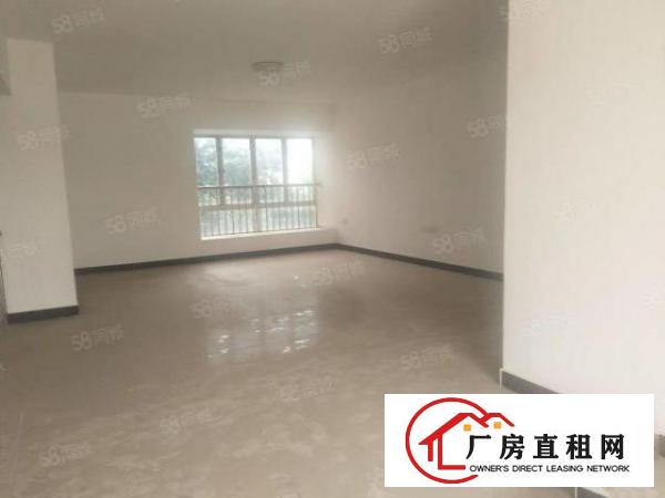  南城个带3吨货梯的办公室贸易场地，小面积可分200平