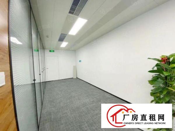  南城行政中心办公室，电子商务场地出租500平，可分200平