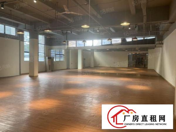  南城雅园新空出厂房1250平，水电齐全，带豪华装修可做健身房