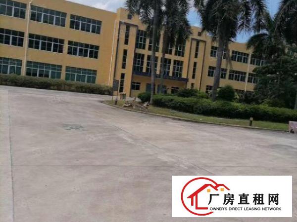  南城周溪村刚搬空标准厂房一楼952平精装修厂房出租，