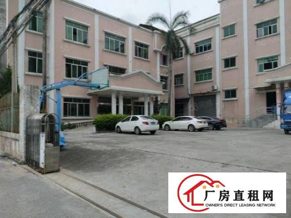  南城周溪新出标准厂房楼上984平精装修厂房，形象靓！租金实惠