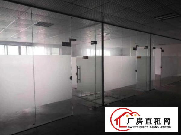  位于大岭山工业区分租，原房东，独门独院，单一层7米高度空地大