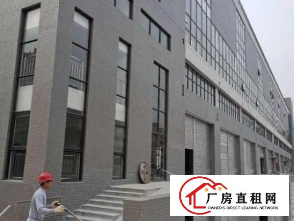  大岭山107国道旁30000平米厂房带卸货台，20台拖头卸货