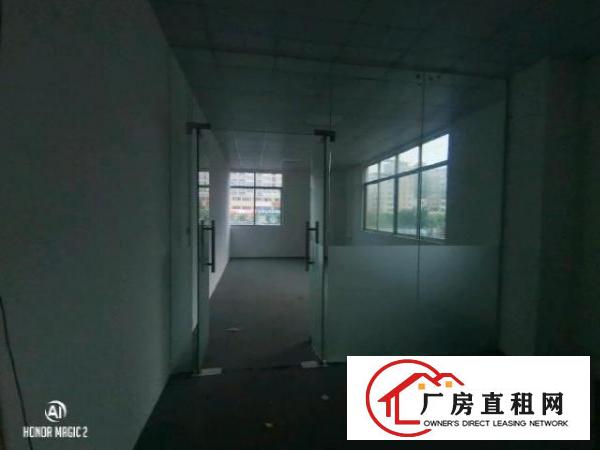  大岭山镇高速路口旁精装修工业厂房