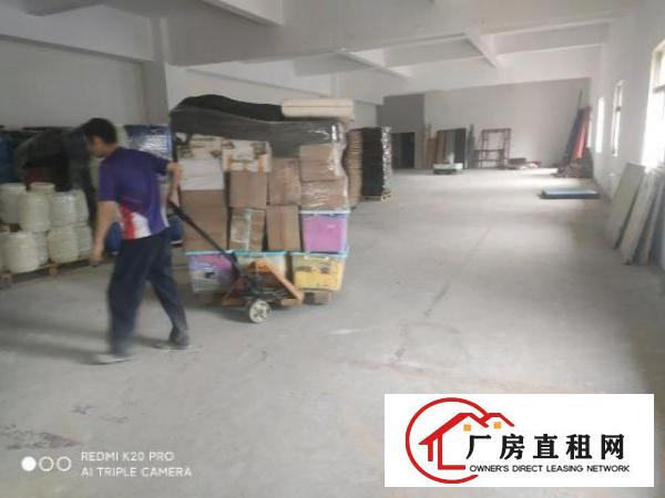  大岭山连马路二楼1000平米厂房出租