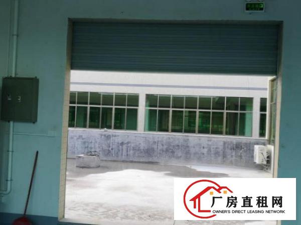  出租大岭山向东小厂房交通方便，水电齐全，价格优惠，急租！