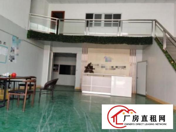  大岭山镇新出现成无尘车间.