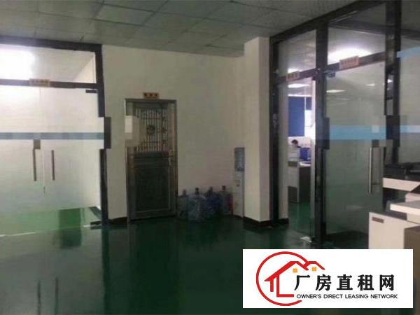  精装修厂房转租，楼上800平方，不用转让费，只要退押金