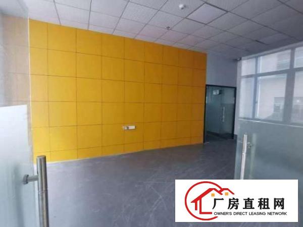  出租大岭山杨屋楼上1500平精装修厂房，房东直租，拎包入住！