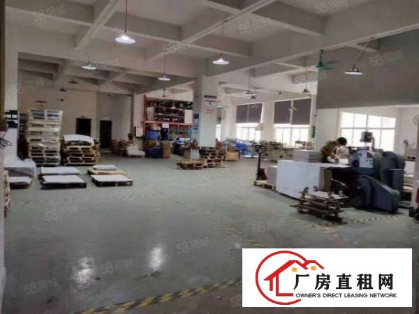  大岭山出租楼上1380平方实用面积，带有豪华办公室，大气前台