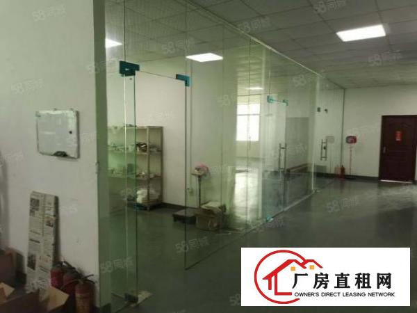  大岭山杨屋新出三楼厂房880平，豪华装修