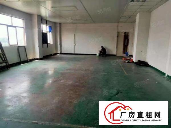  大岭山出租楼上300平，有办公室主线到位全新地坪漆