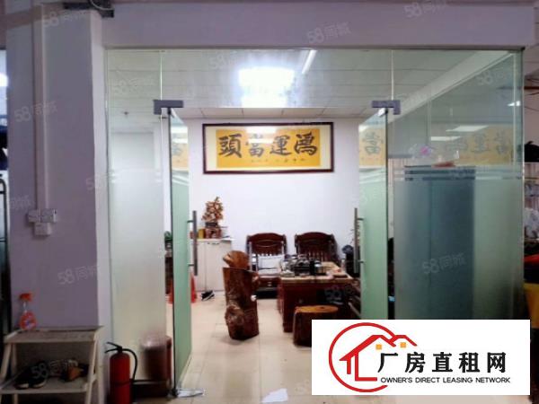  大岭山镇工业园出租楼上1000平厂房有豪华办公室装修可分租