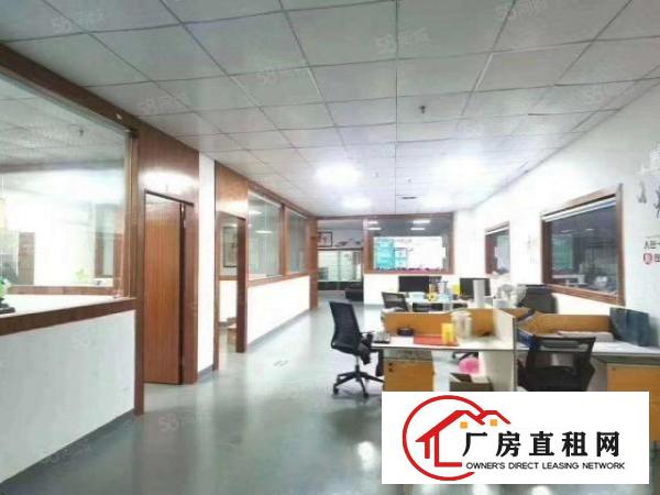  大岭山镇新空出工业园楼上880平带精装修厂房，交通便利